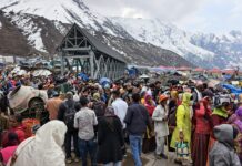 श्री केदारनाथ धाम में आस्था का अभूतपूर्व जनसैलाब, पहले सप्ताह में ही 2 लाख से अधिक श्रद्धालुओं ने किए बाबा केदार के दर्शन