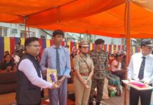 कारगिल शौर्य दिवस” के अवसर पर पर रुद्रप्रयाग पुलिस ने अमर शहीदों को अर्पित की भावभीनी श्रद्धांजलि